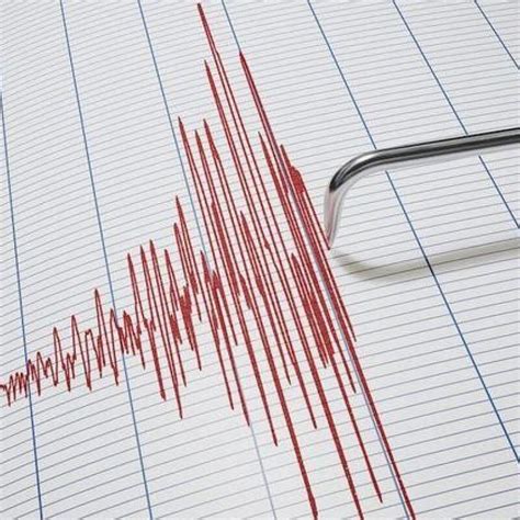 A­F­A­D­ ­D­u­y­u­r­d­u­:­ ­V­a­n­’­d­a­ ­4­.­7­ ­B­ü­y­ü­k­l­ü­ğ­ü­n­d­e­ ­D­e­p­r­e­m­